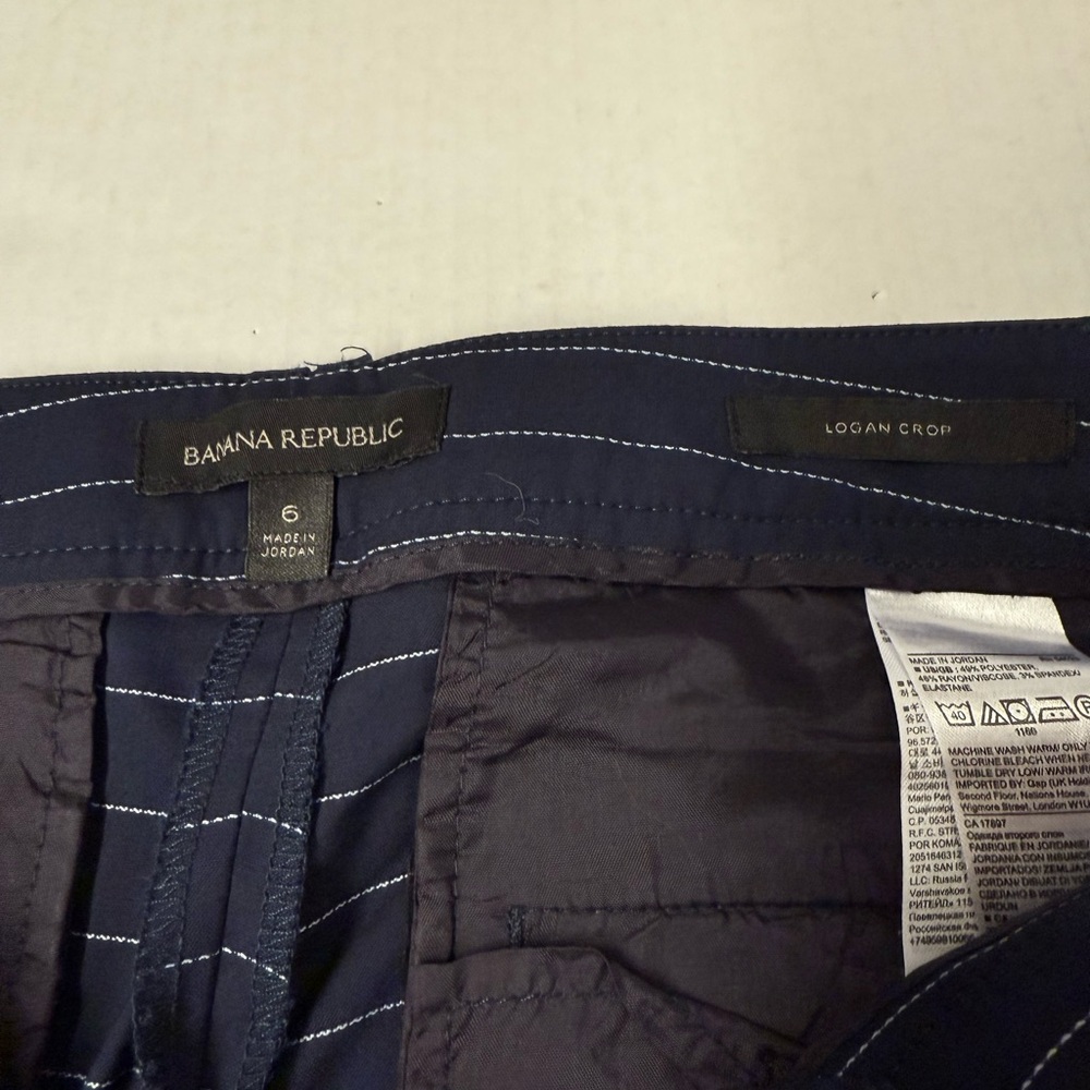 Banana Republic Logan Crop Wide Leg Navy with white stripes Pants size 6 - Picture 3 of 10